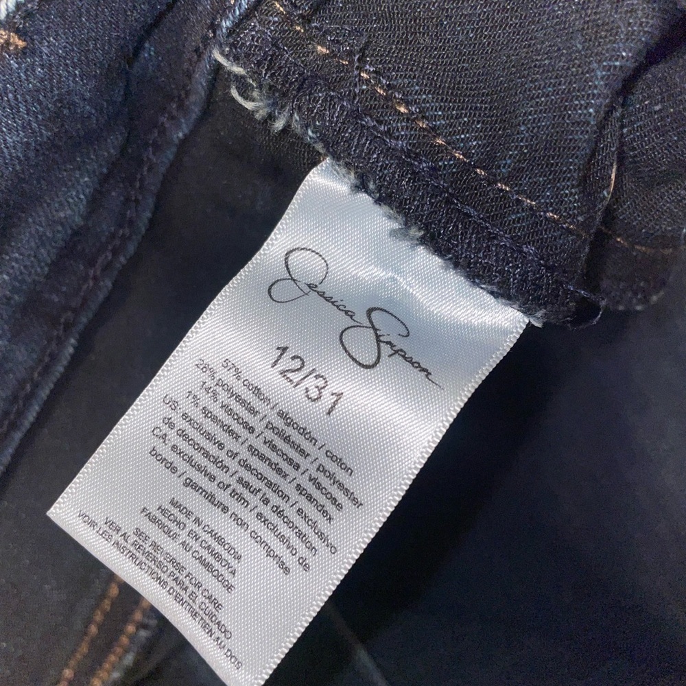 Jeans - Picture 6 of 6